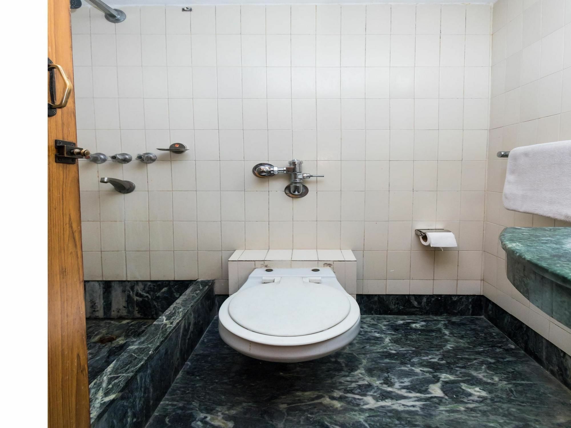 Oyo 4621 Hotel Camac Plaza Calcutta  Esterno foto